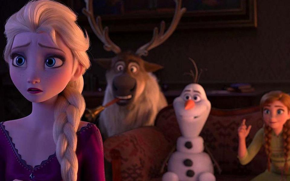 اکران انیمیشن فروزن2 (frozen2) به همت دیجیتون در باغ کتاب